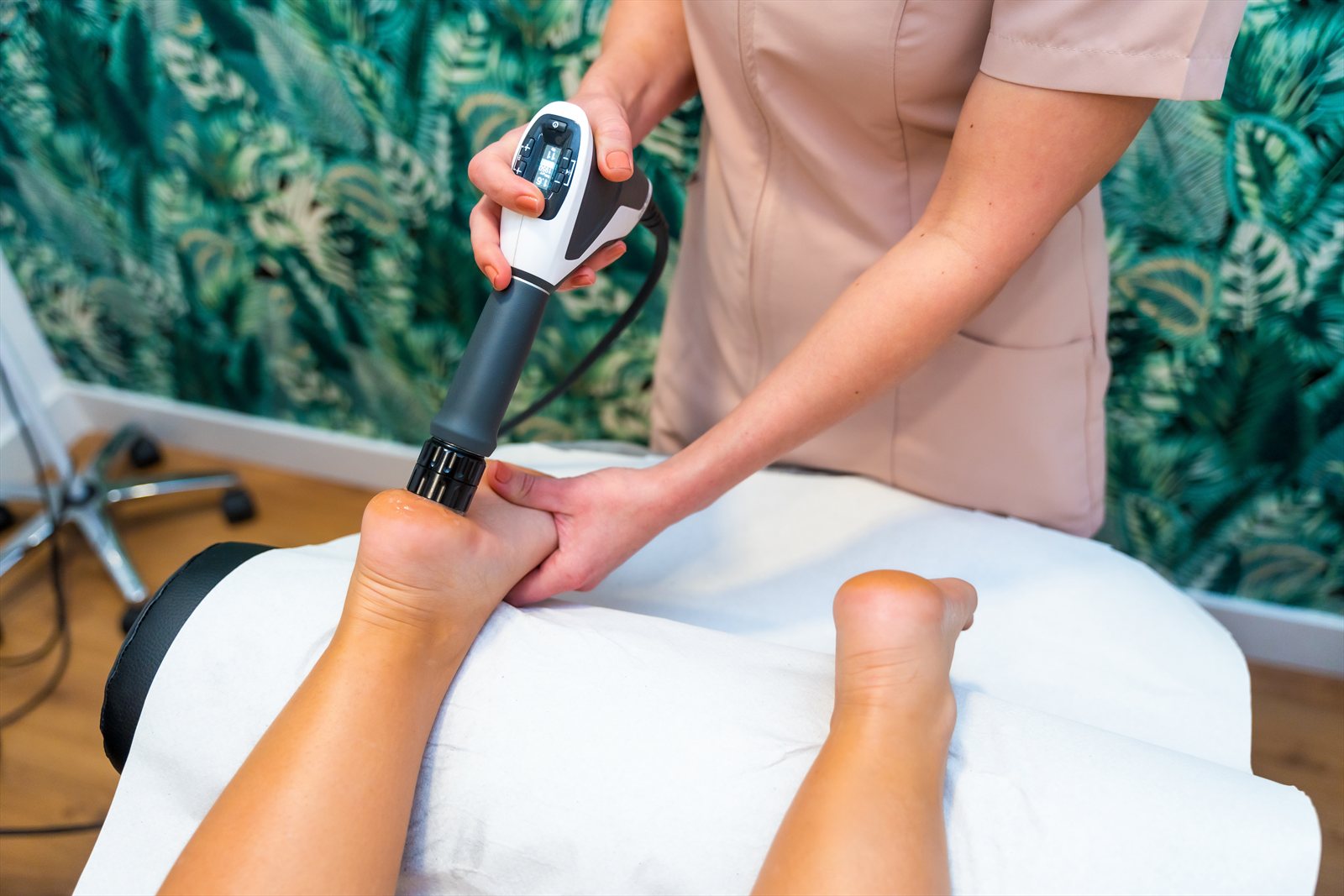 Shockwave Therapy ESWT